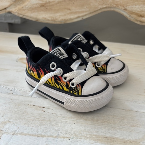 Converse Kids Street Slip Into The Flames Toddler Size 2 - Picture 1 of 6
